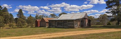 Currango Homestead - Kosciuszko NP - NSW (PBH4 00 12833)